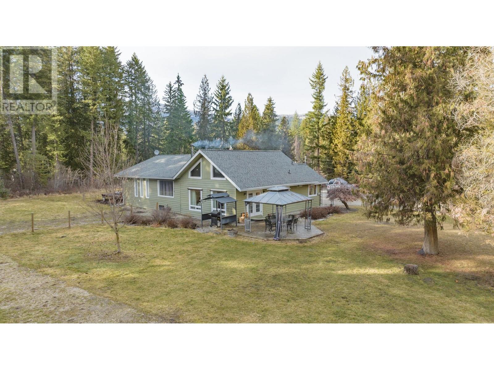 1236 Mabel Lake Rd, Lumby, BC V0E 2G5