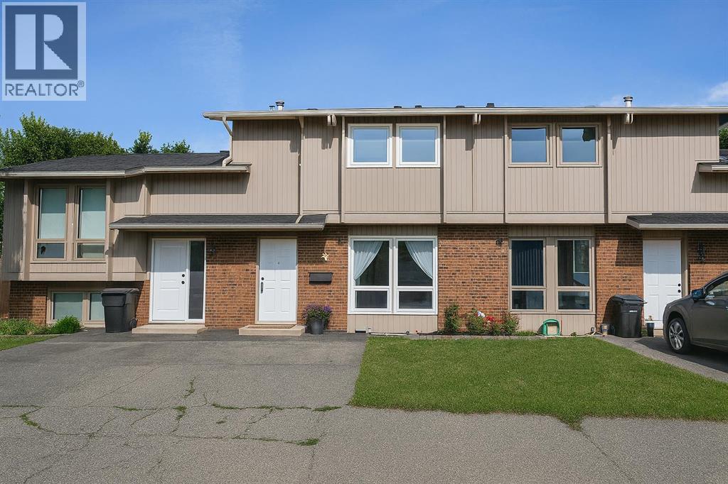 18 Cataract Rd SW, High River, AB T1V 1C4