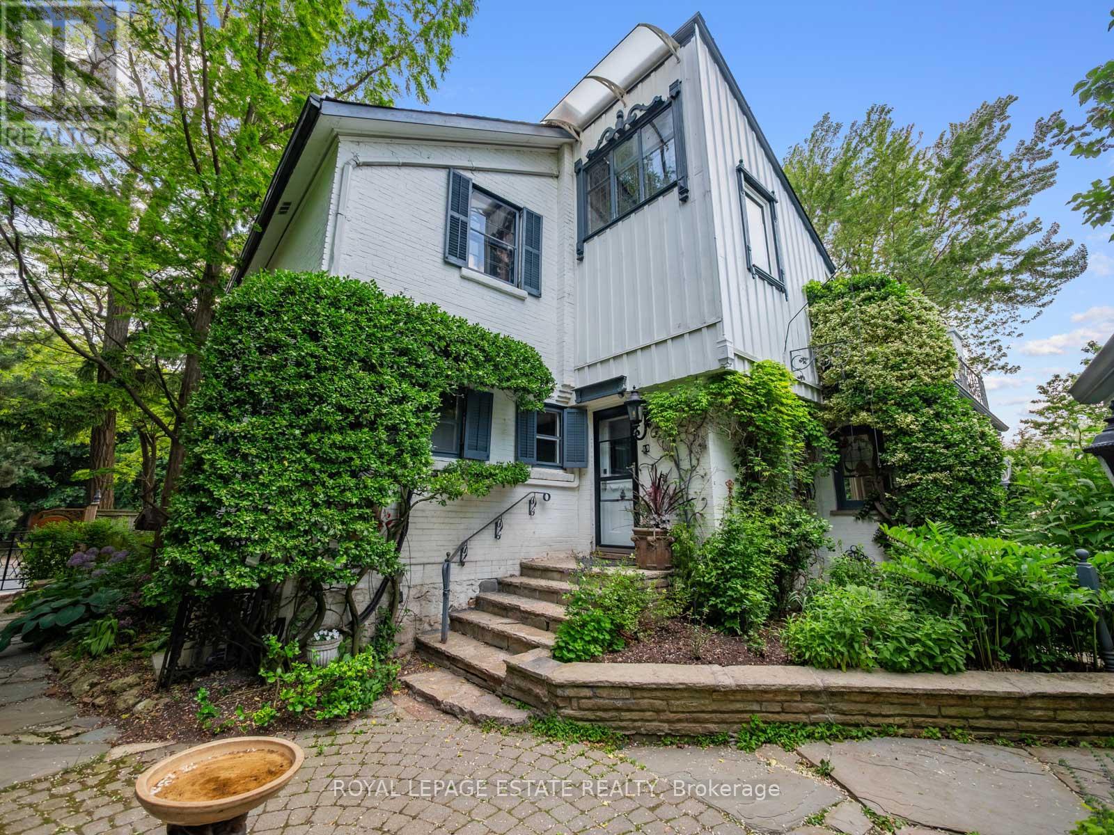 89 Main St S, Markham, ON L3P 1X7