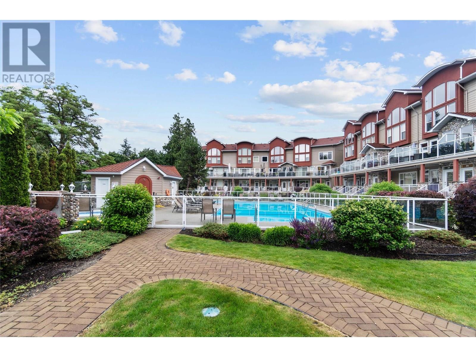 1130 Riverside Avenue Unit 27, Sicamous, BC V0E 2V1