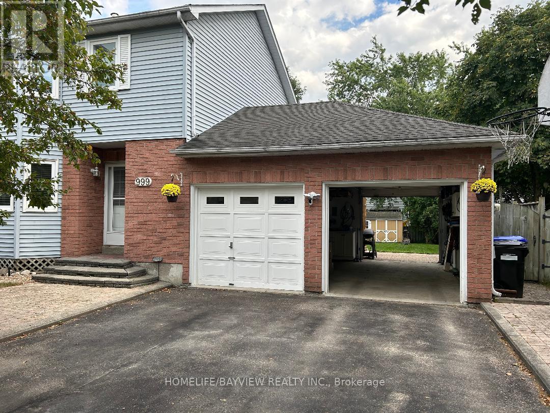 999 Anna Maria Ave, Innisfil, ON L9S 1V7