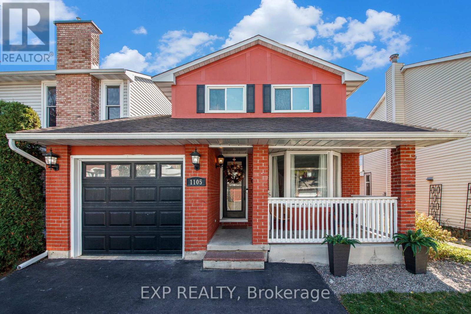 1105 Taffy Ln, Ottawa, ON K1C 1Y4