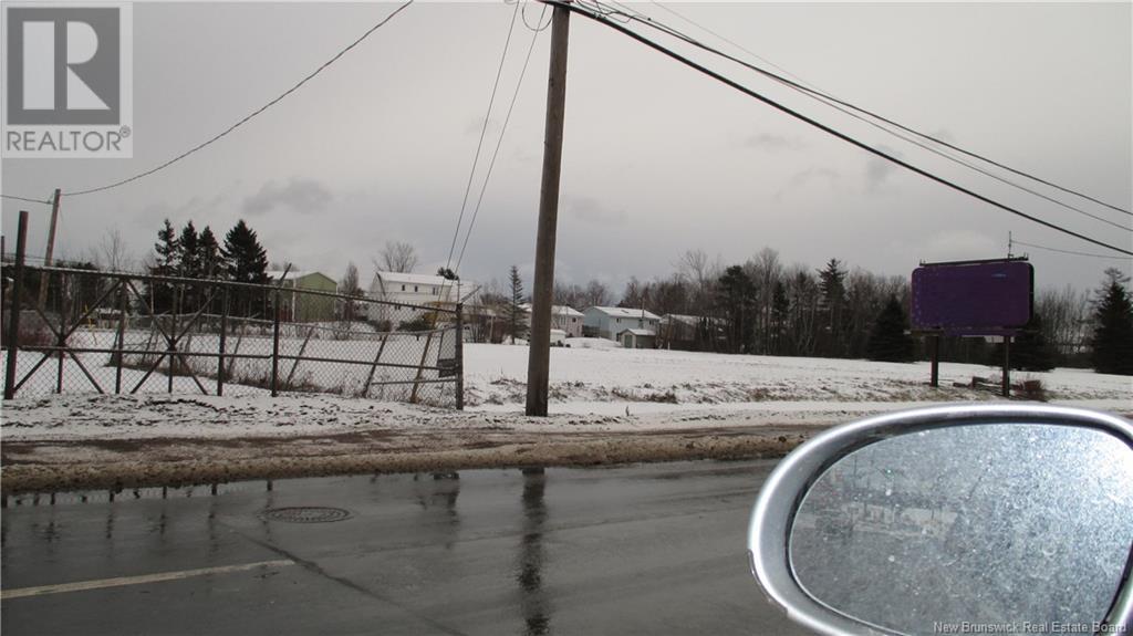 1769 Mountain Rd, Moncton, NB E1G 1A7
