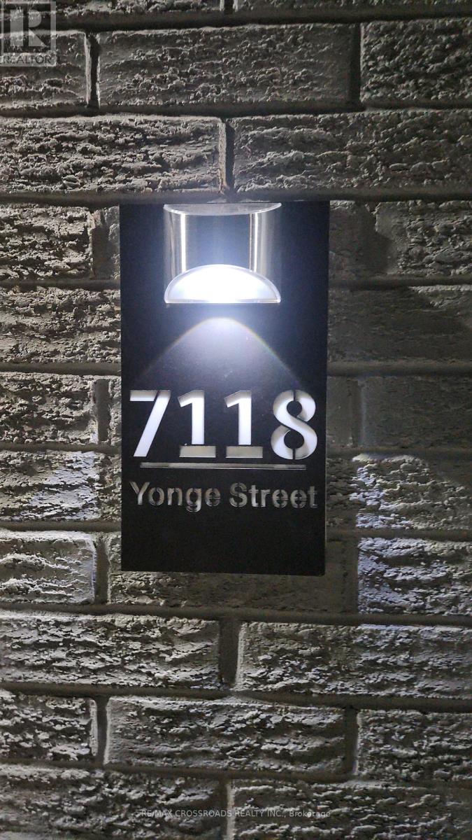 7118 Yonge St, Innisfil, ON L9S 4P3