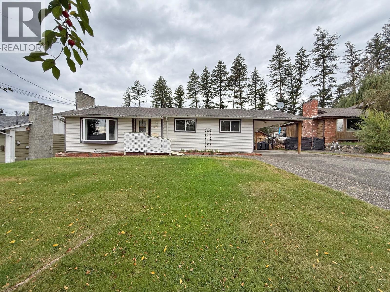 1235 Pigeon Ave, Williams Lake, BC V2G 2C3