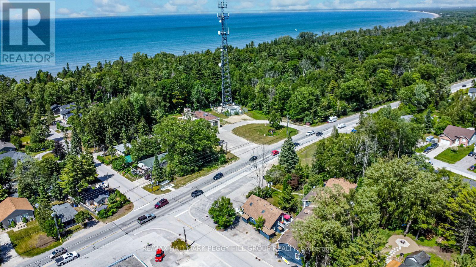 3071 Mosley St, Wasaga Beach, ON L9Z 1W7
