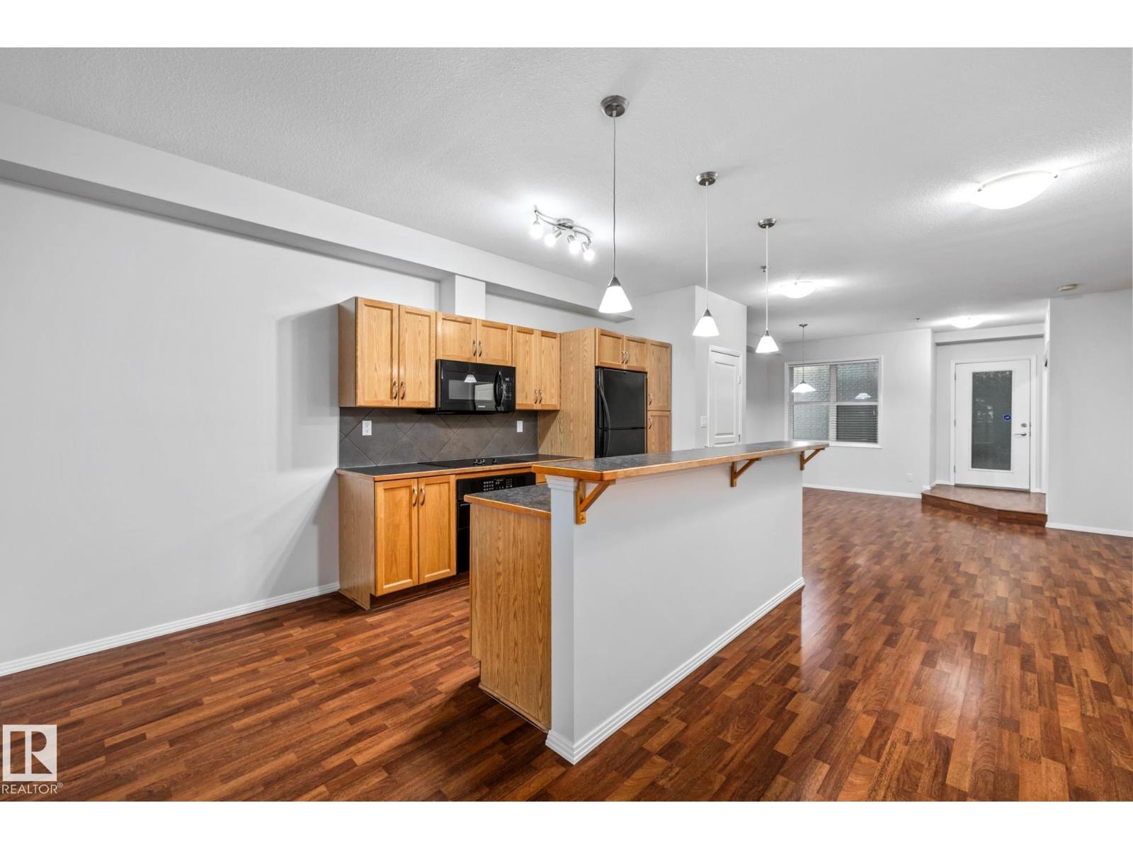 4831 104a Street Northwest #127, Edmonton, AB T6H 0R5