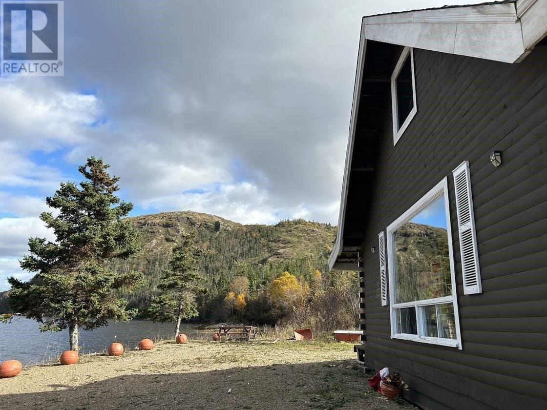 29 Country Brook Rd, Hermitage, NL A0H 1S0