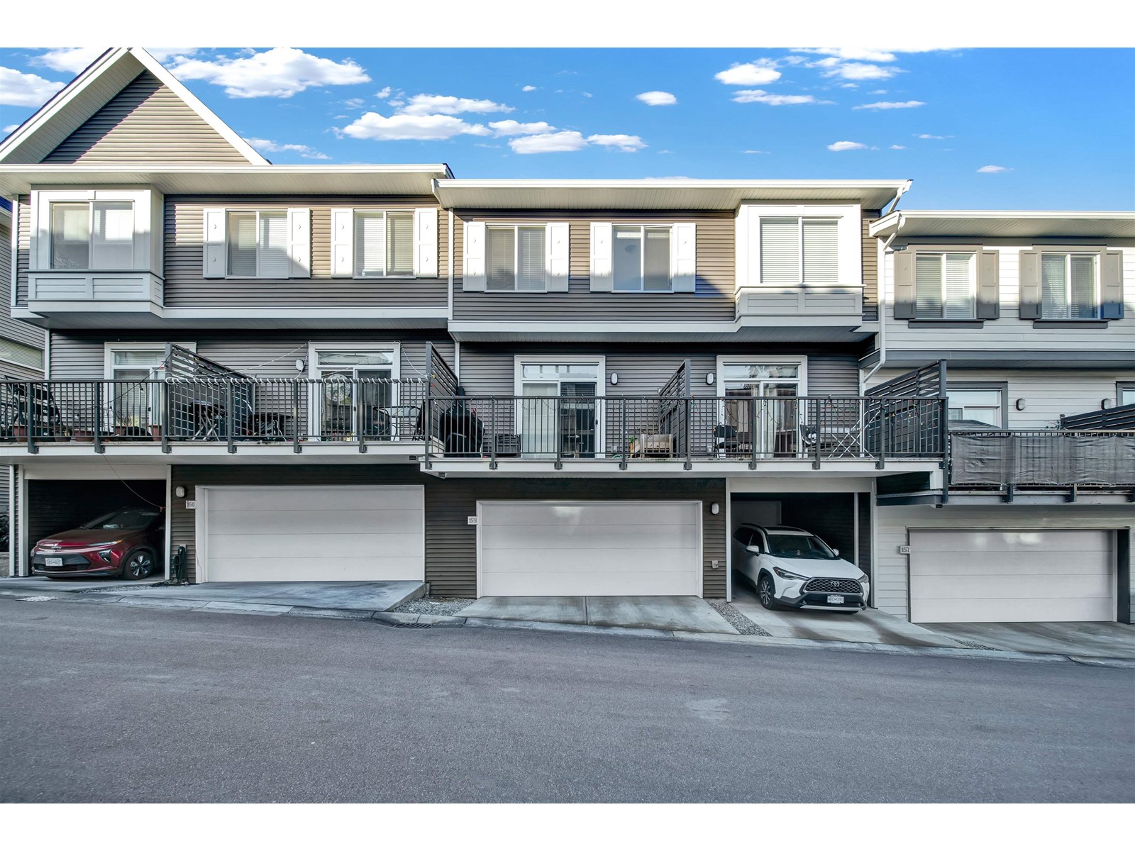 8168 136a Street Unit 159, Surrey, BC V3W 2Z6