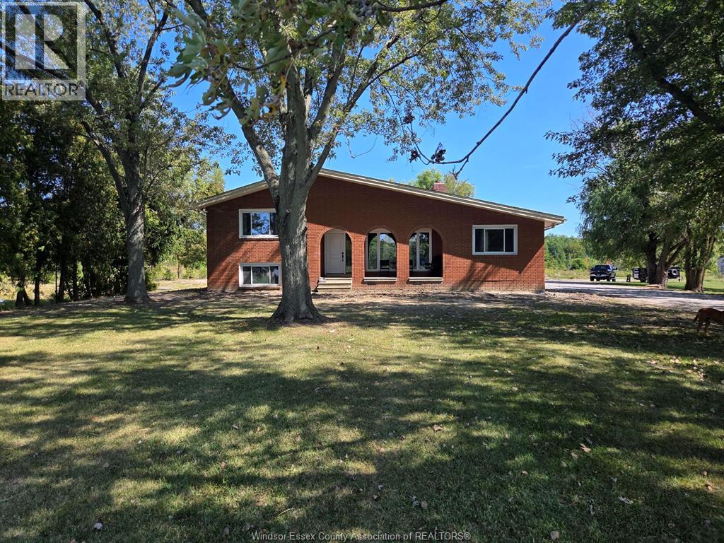 7047 Giardini Sideroad, Essex, ON N0R 1J0