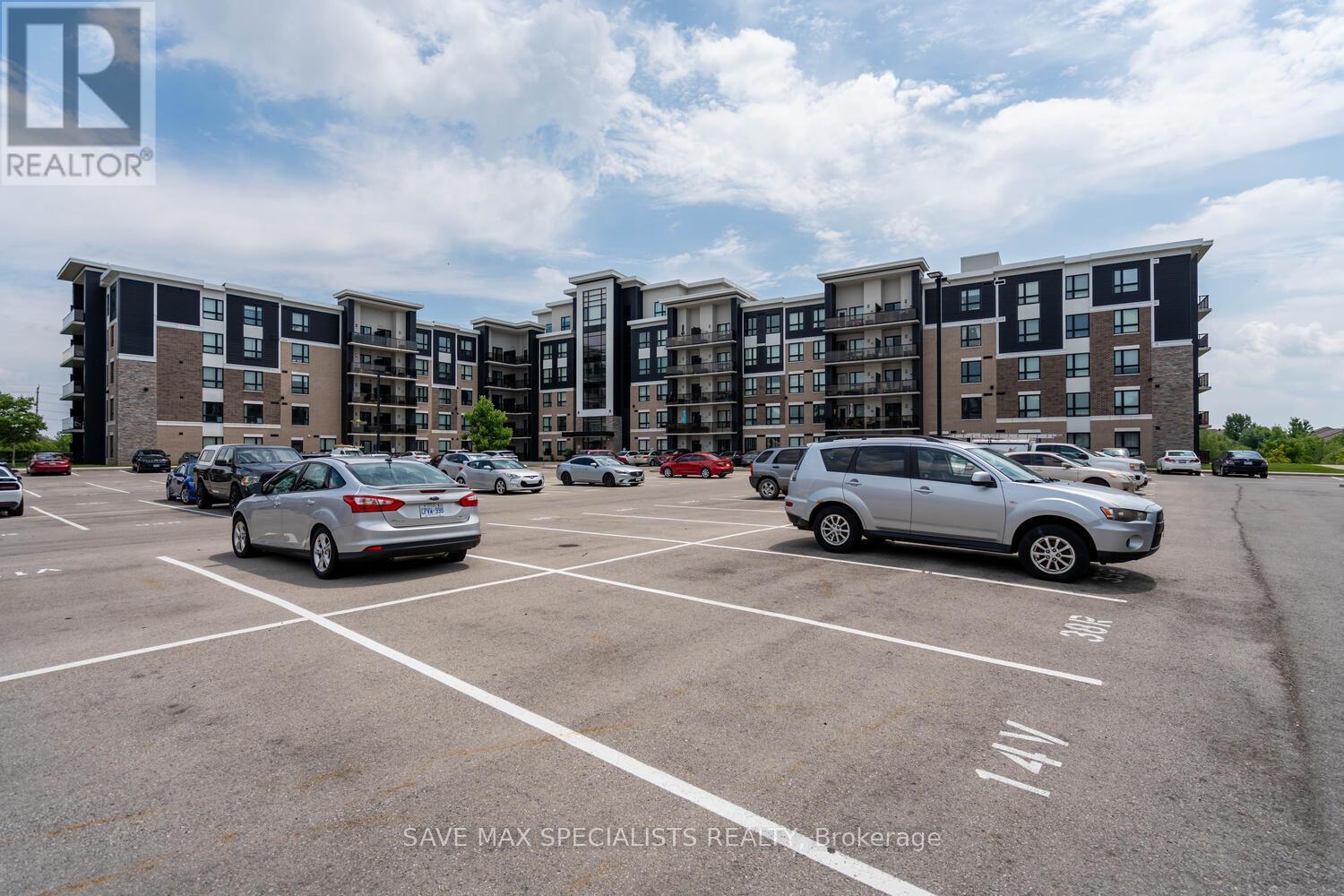 422 640 Sauve St, Milton, ON L9T 9A7
