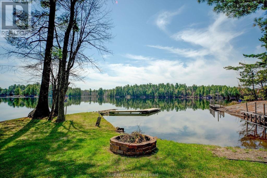 670 Lake Rd, St.-Charles, ON P0M 2W0