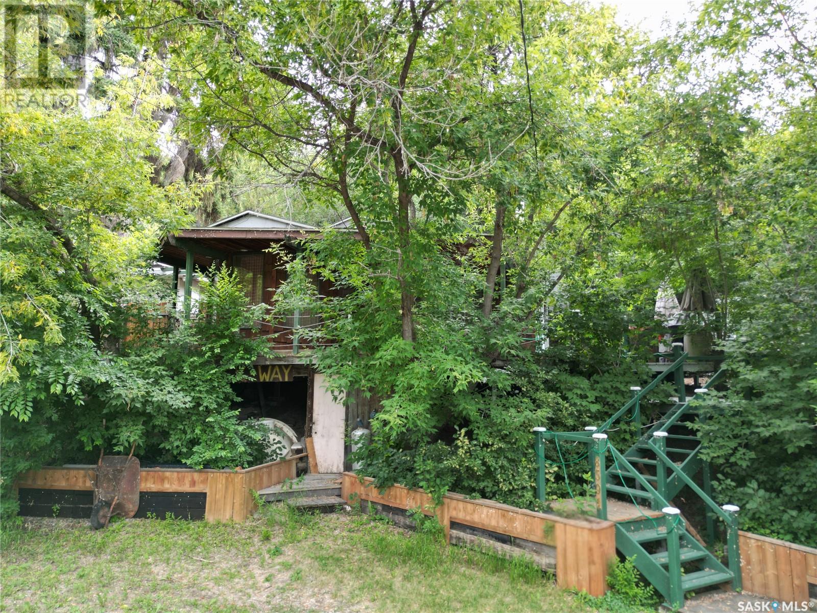 8591 Hunts Cove Cres, Cochin, SK S0M 0L0