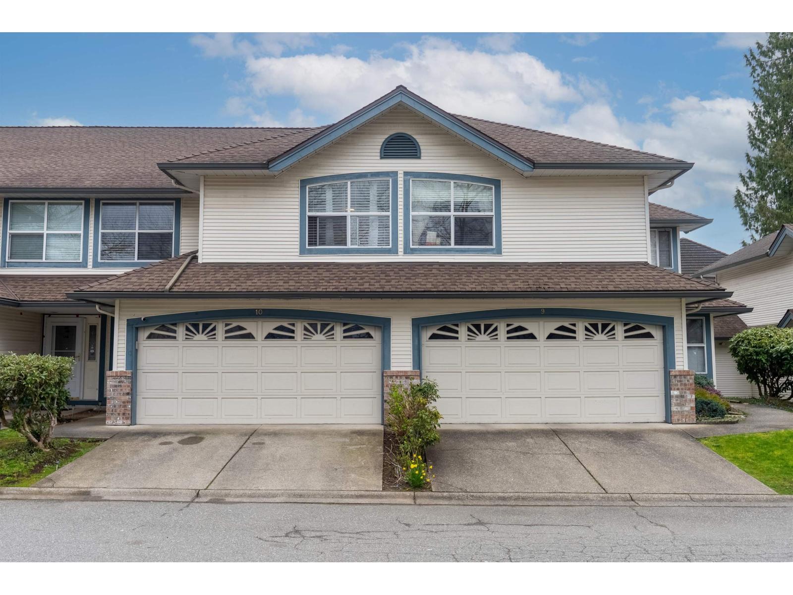 7250 122 Street Unit 10, Surrey, BC V3W 1B4