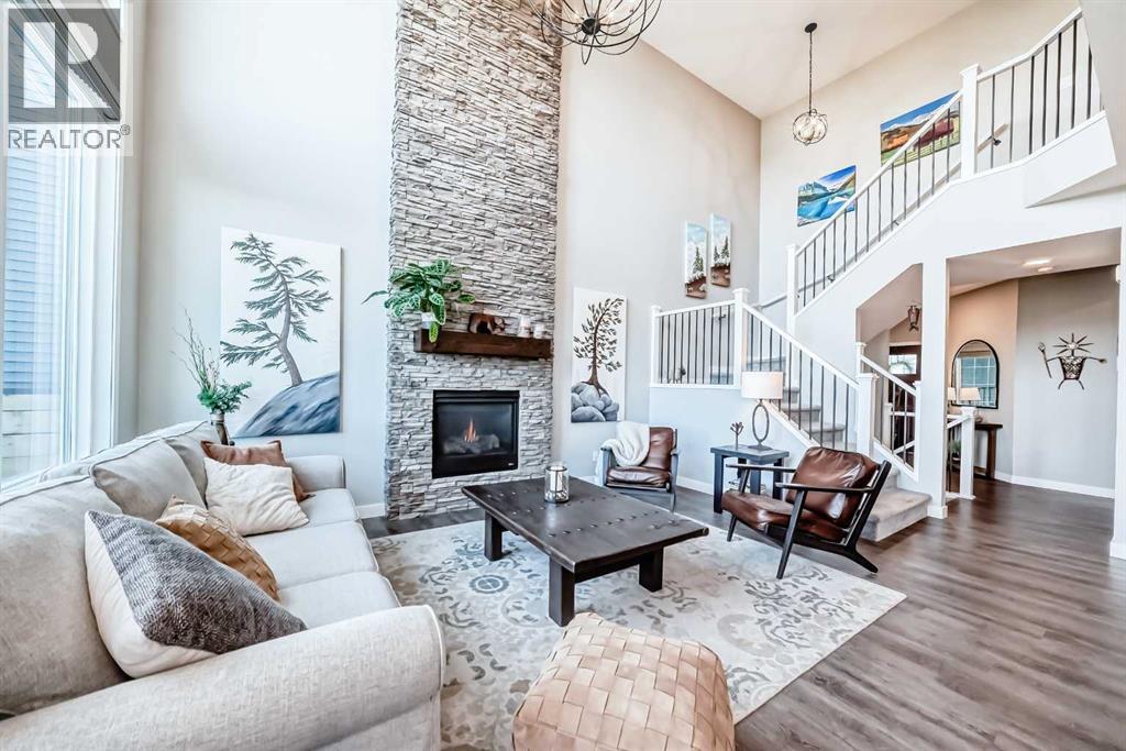 204 Sunrise Common, Cochrane, AB T4C 2R9
