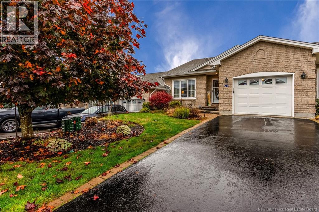 25 Mapleview Dr, Hampton, NB E5N 0A6