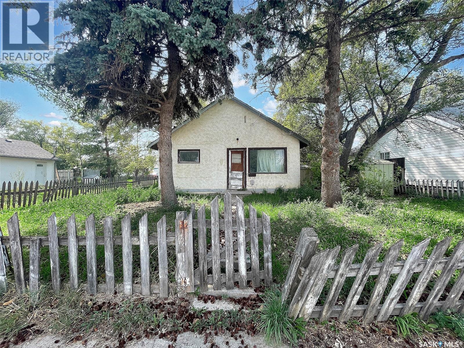 34 14 Avenue Southeast, Swift Current, SK S9H 3S2