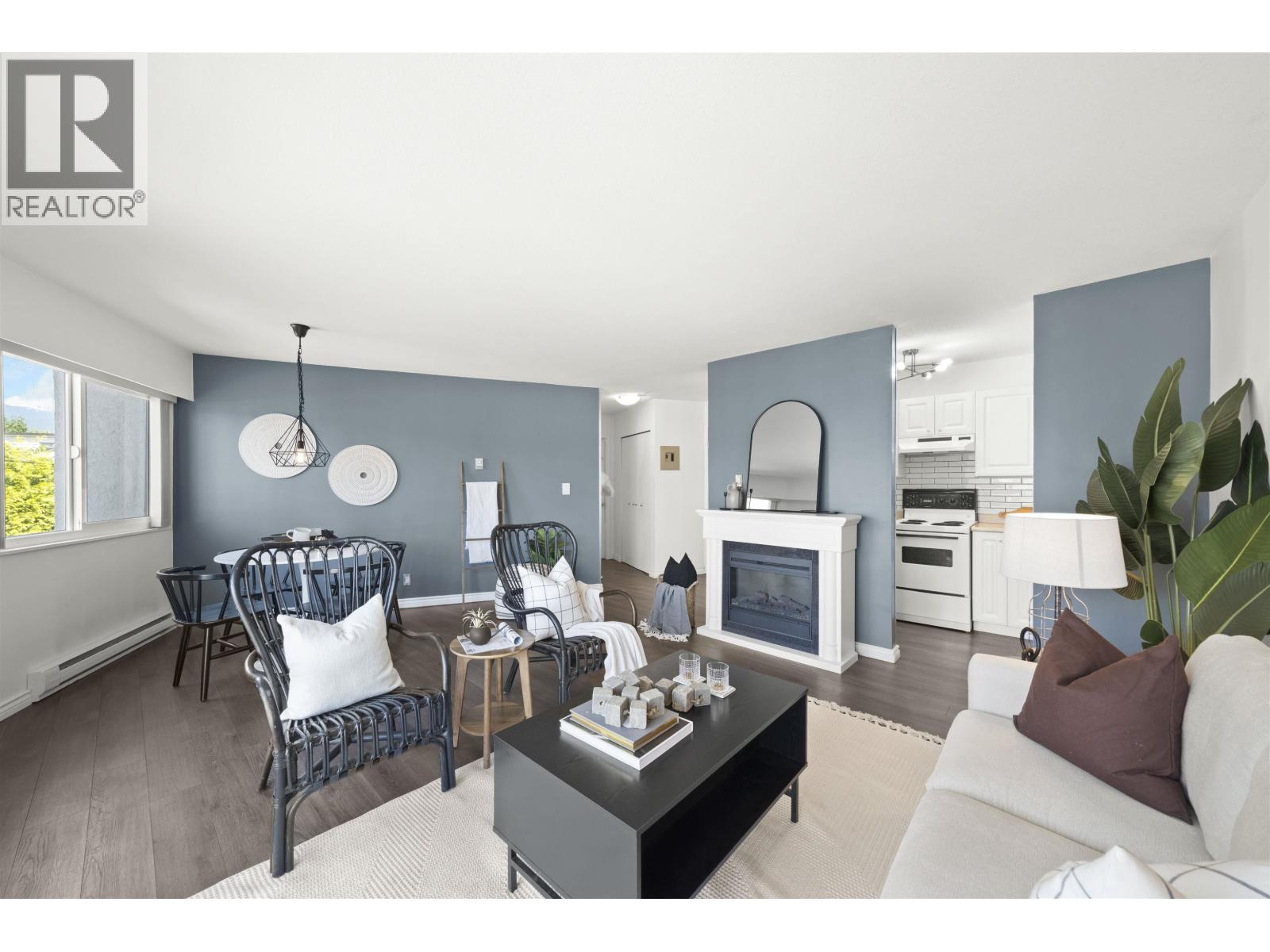 2244 Mcgill Street Unit 203, Vancouver, BC V5L 1C4