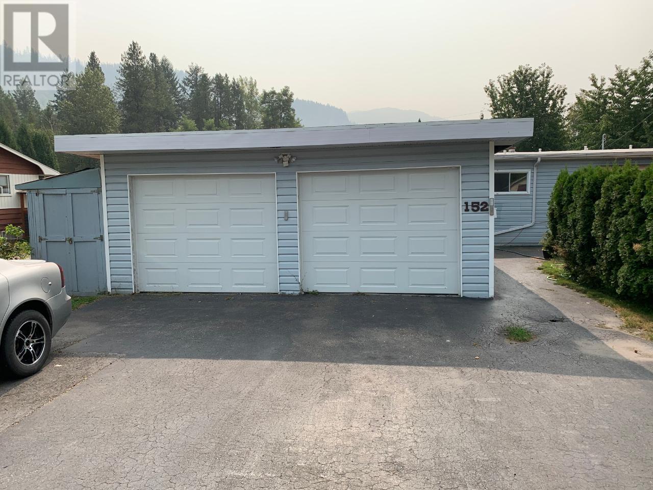 152 Schulte Crescent Unit 1, Castlegar, BC V1N 3E2