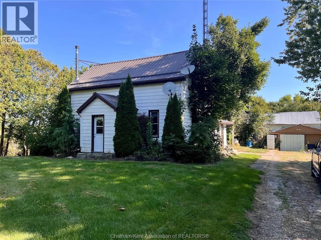 19005 Mull Rd, Chatham-Kent, ON N0P 1A0