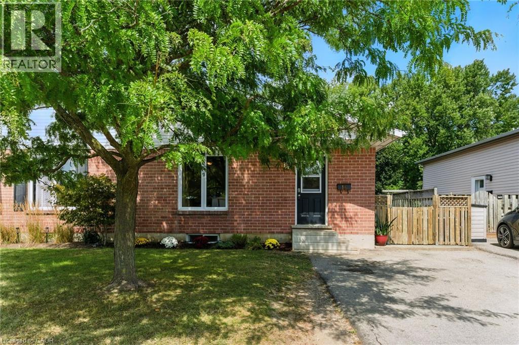 16 Ivy Cres, Brant, ON N3L 4A9