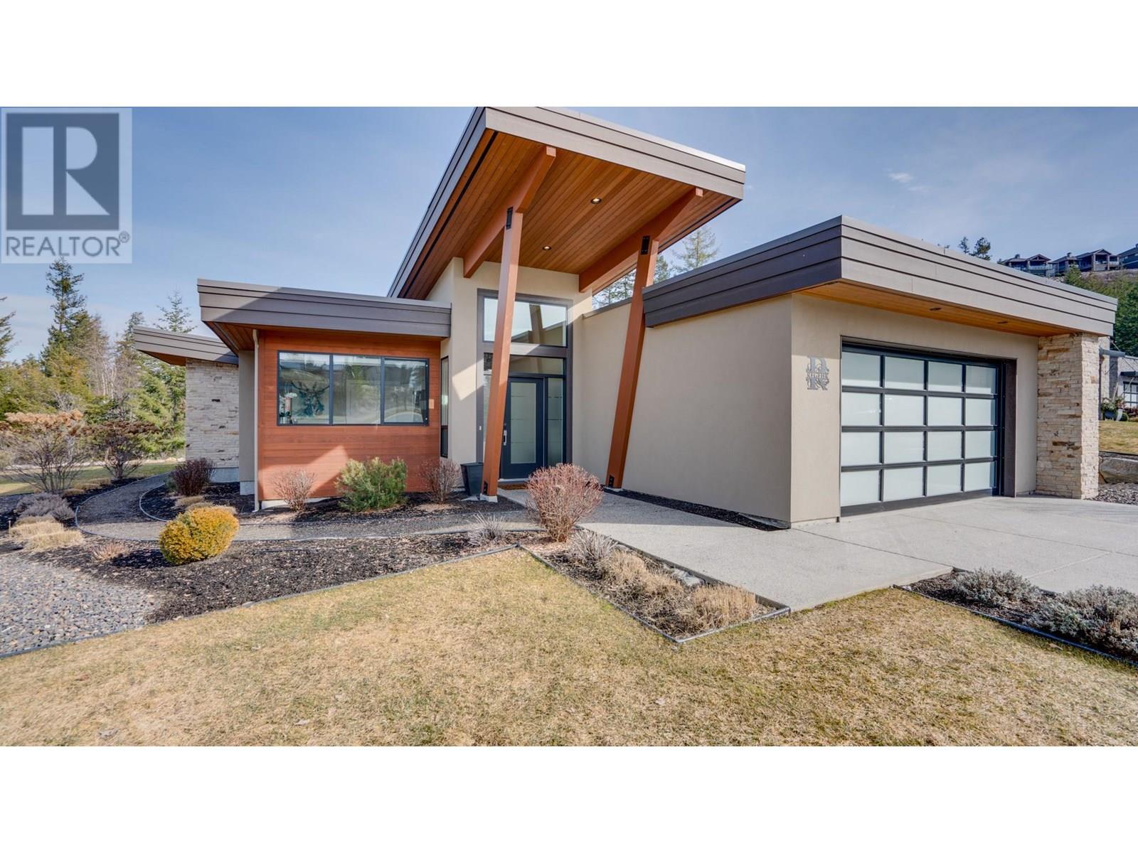 450 Predator Ridge Drive Unit 1, Vernon, BC V1H 2L7
