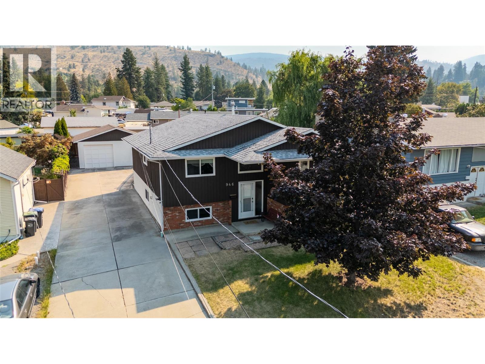 946 James St, Penticton, BC V2A 4A7