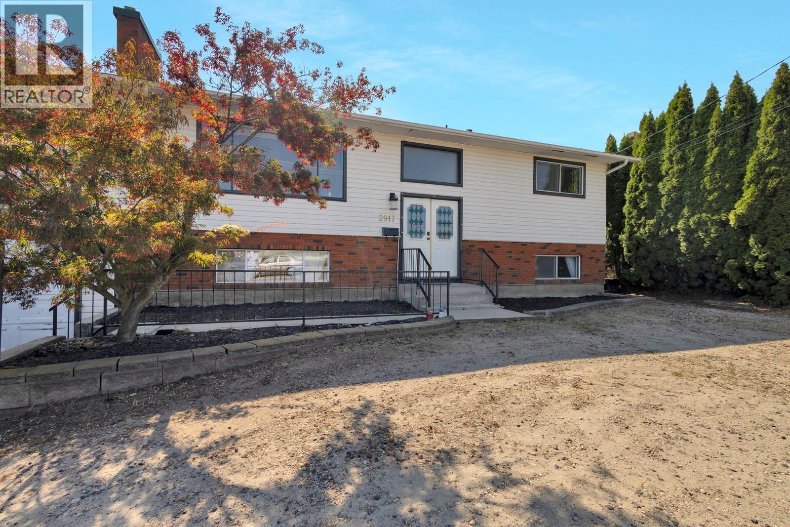 2917 Springfield Rd, Kelowna, BC V1X 4N5