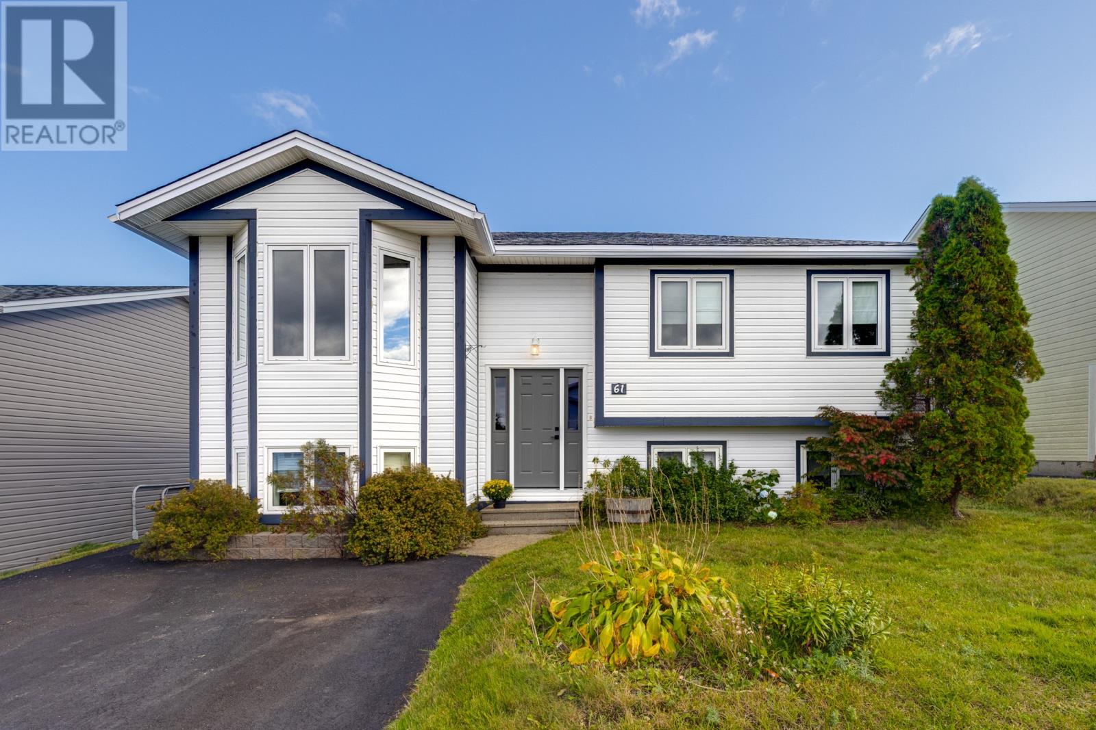 61 Halls Rd, St. John's, NL A1B 5H5