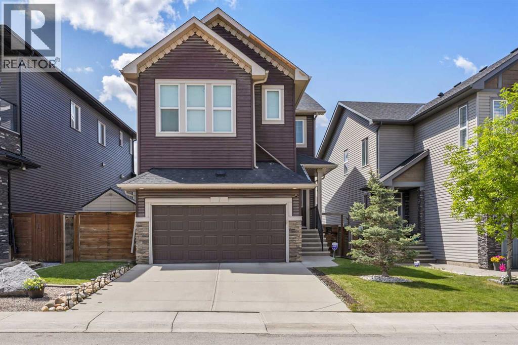 7 Sage Berry Rd NW, Calgary, AB T3R 0K8
