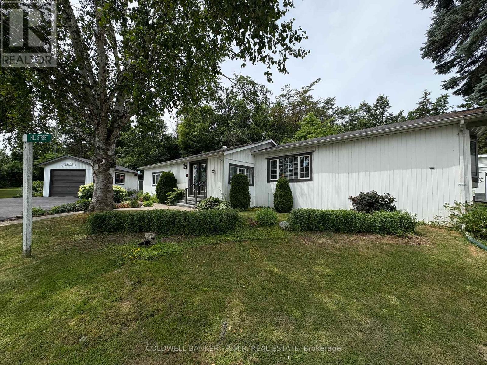 2 Hill St, Kawartha Lakes, ON K9V 0H5