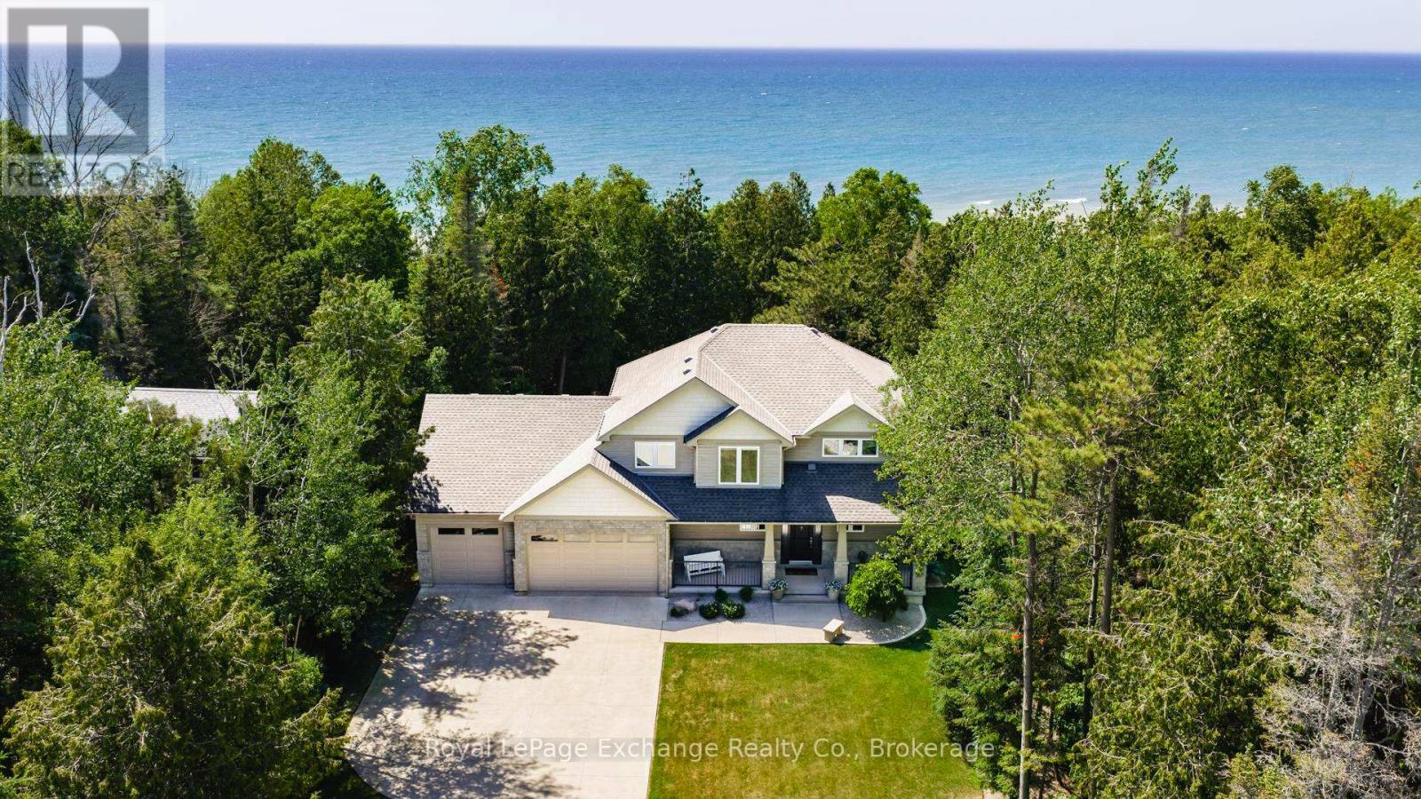 14 Kuehner St, Kincardine, ON N0G 2T0