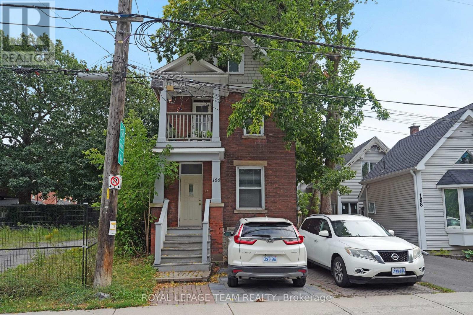 166 Fifth Ave, Ottawa, ON K1S 2M9