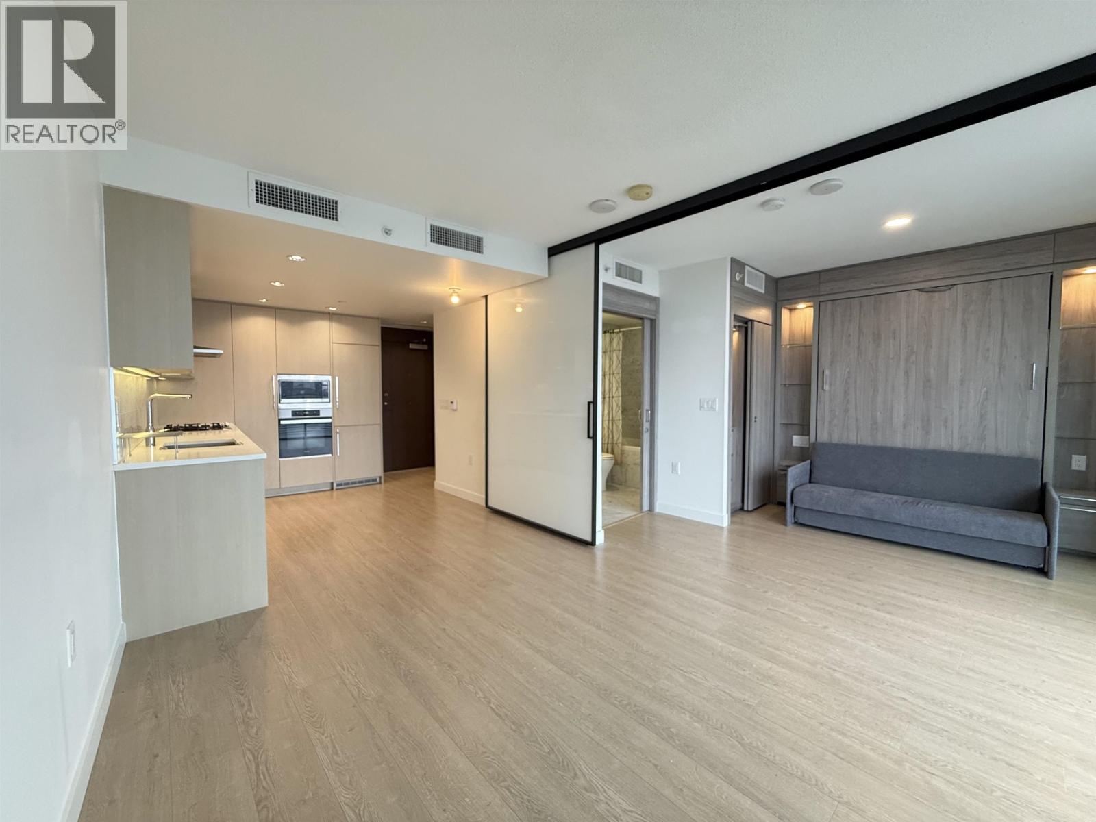 89 Nelson Street Unit 2612, Vancouver, BC V6Z 0E7