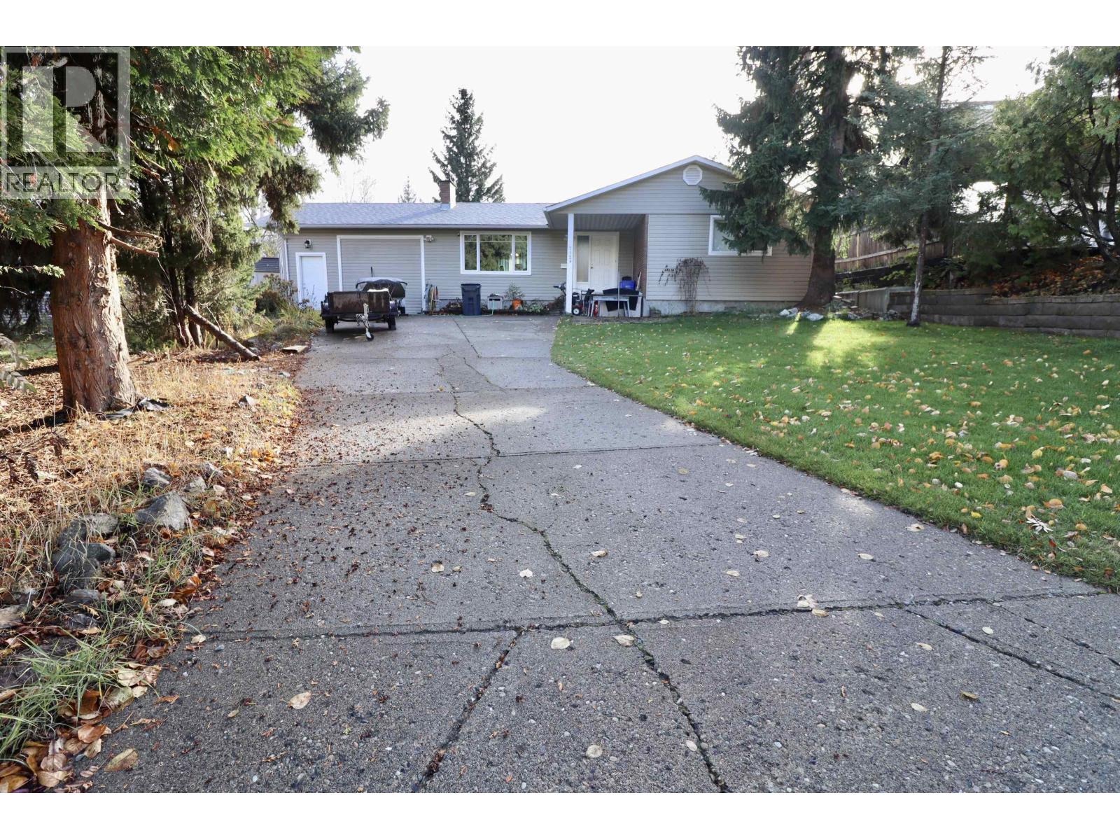 7129 Hartford Cres, Prince George, BC V2N 2W2