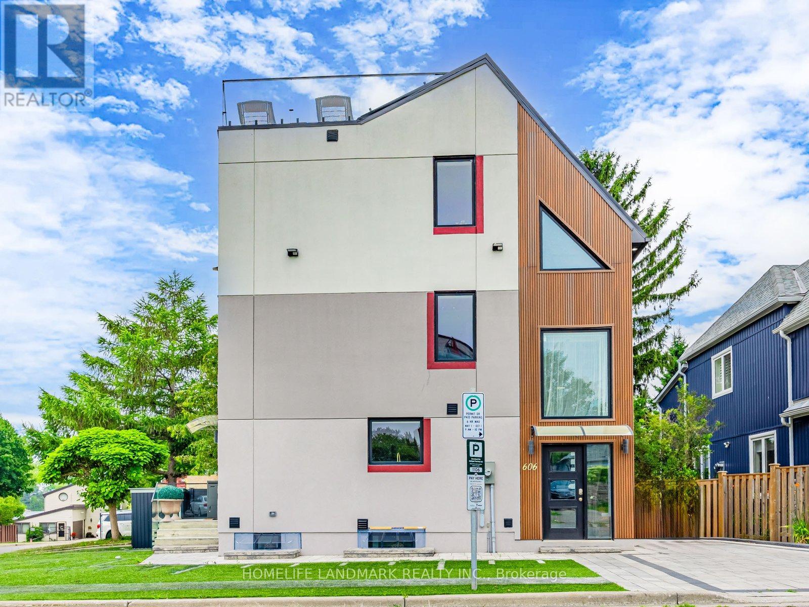 606 Annland St, Pickering, ON L1W 1A7