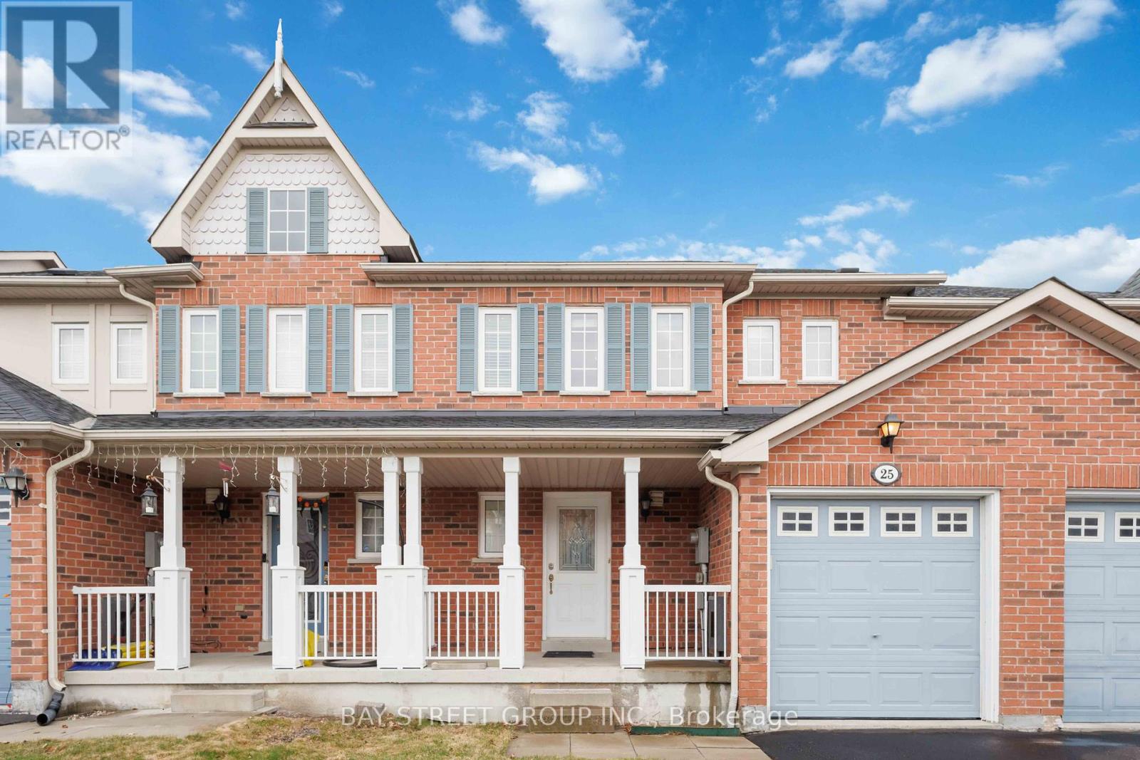 25 Maple Ridge Cres, Markham, ON L6E 1V3