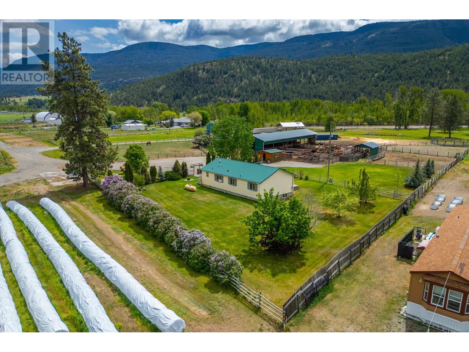 2225 Hazelhurst Rd, Merritt, BC V1K 1N7