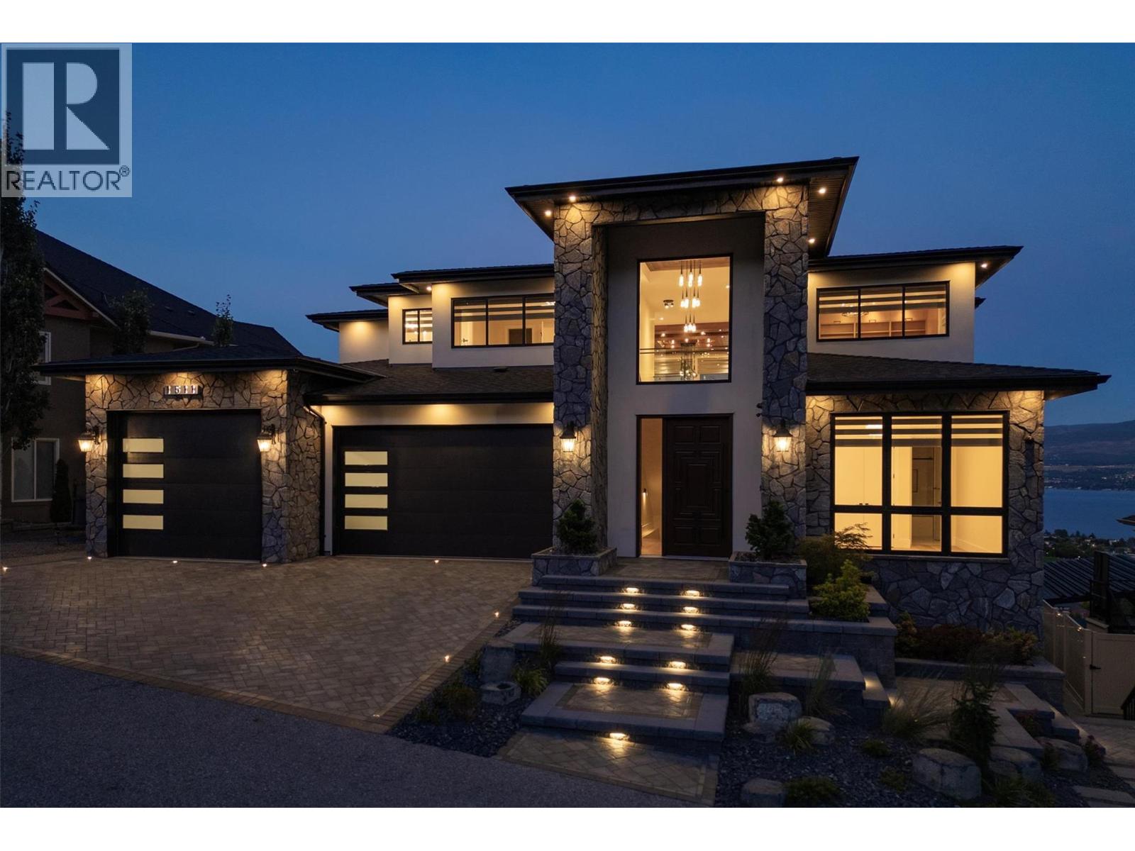 1511 Vineyard Dr, West Kelowna, BC V4T 2Y7