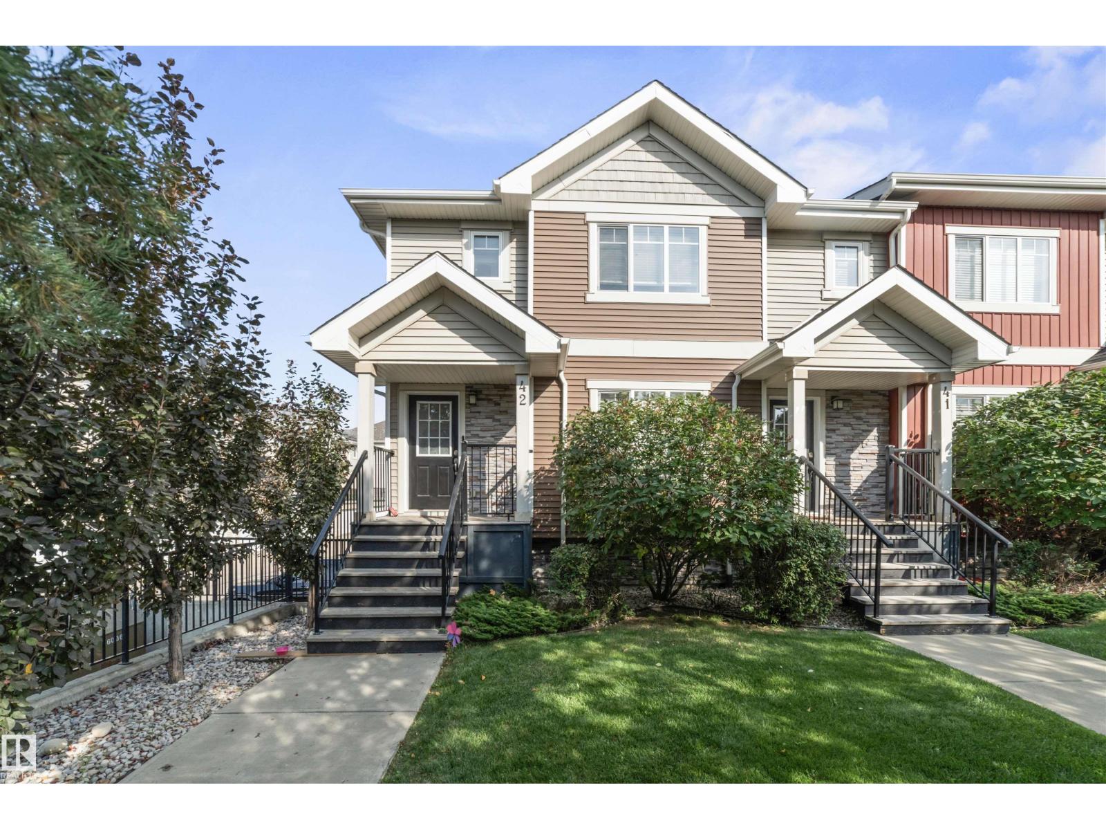 7289 S Terwillegar Dr Nw #42, Edmonton, AB T6R 0M5