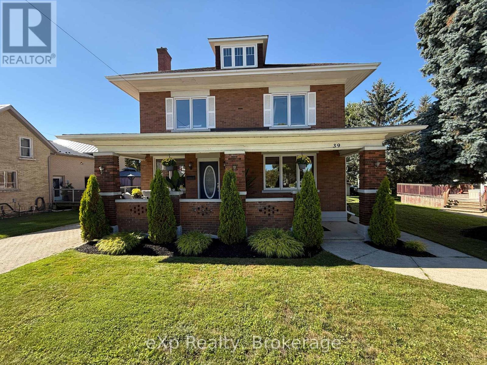 39 Elora St, South Bruce, ON N0G 2J0
