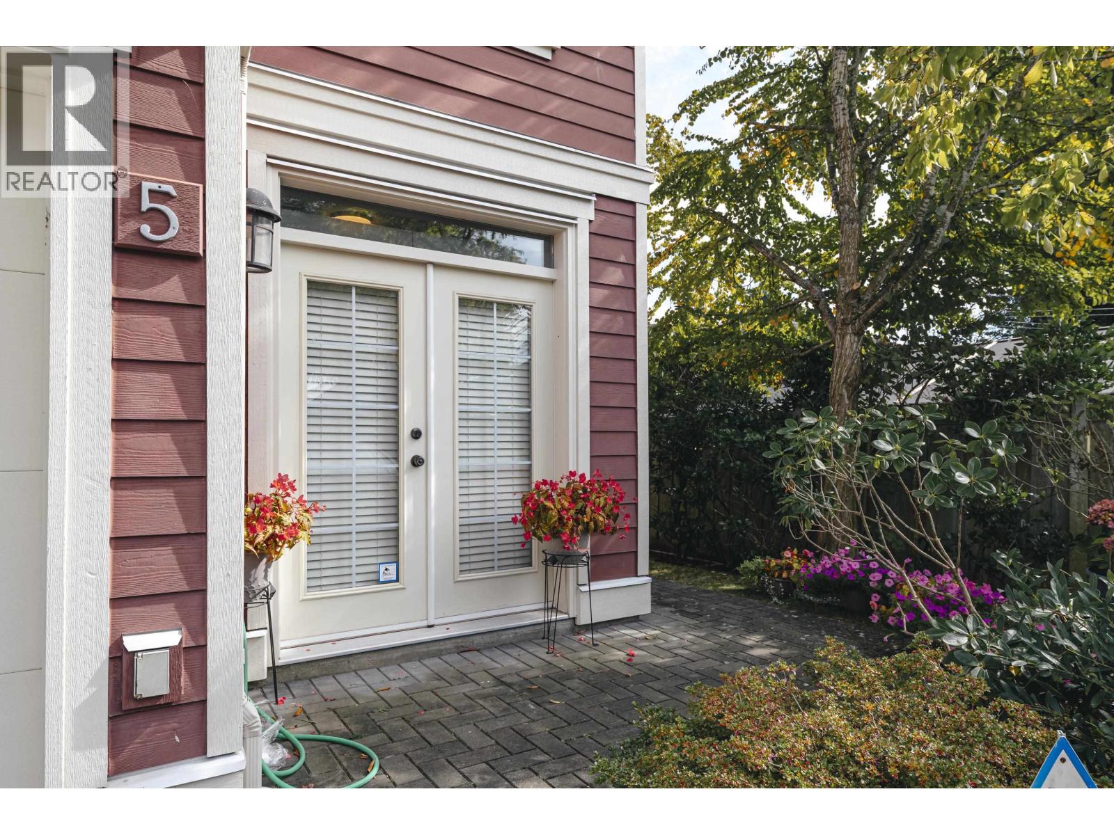 9600 No 3 Road Unit 5, Richmond, BC V7A 1W3