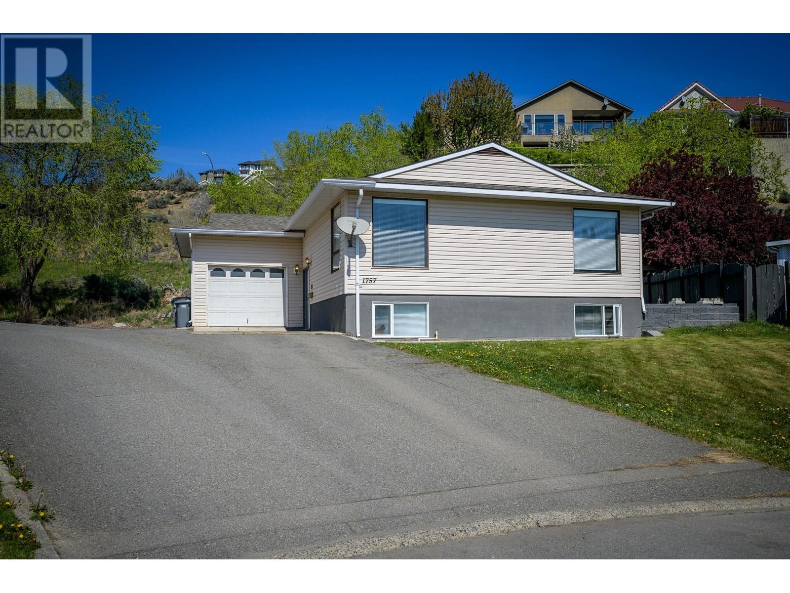 1757 Leighton Pl, Kamloops, BC V2B 7P1