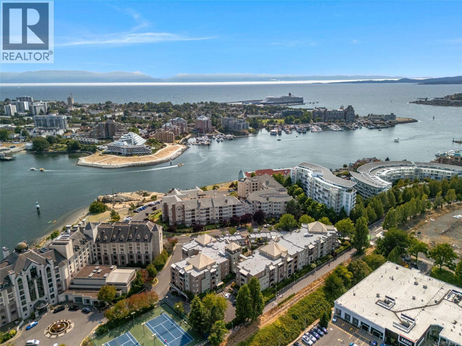 27 Songhees Rd Unit 111 Rd, Victoria, BC V9A 7M6