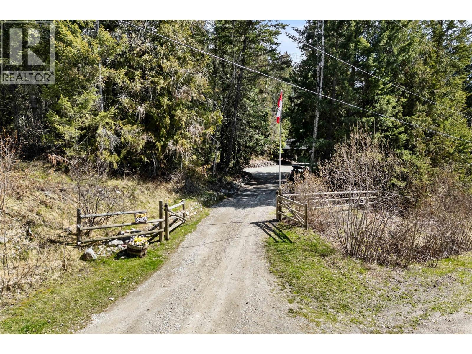 8361 Ladner Rd, Vernon, BC V1B 3M8