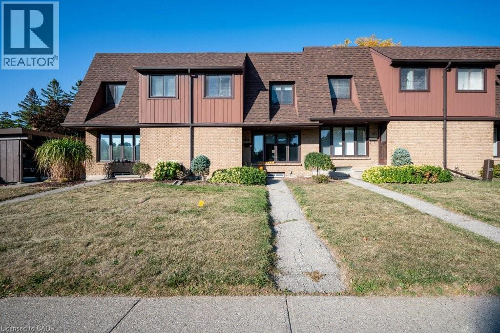130 Kingswood Drive Unit 33, Kitchener, ON N2E 1S9