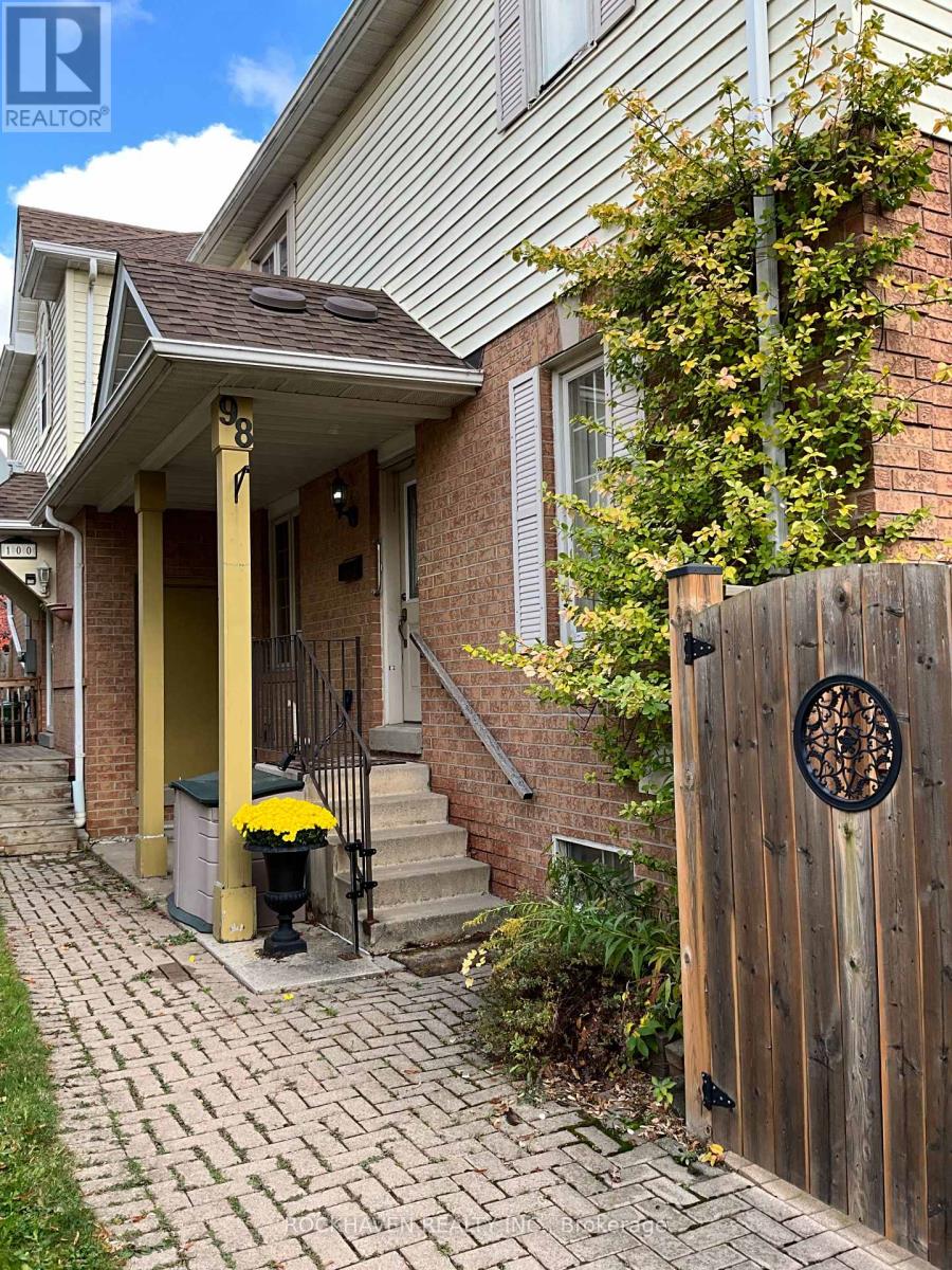 98 Fellowes Cres, Hamilton, ON L0R 2H3