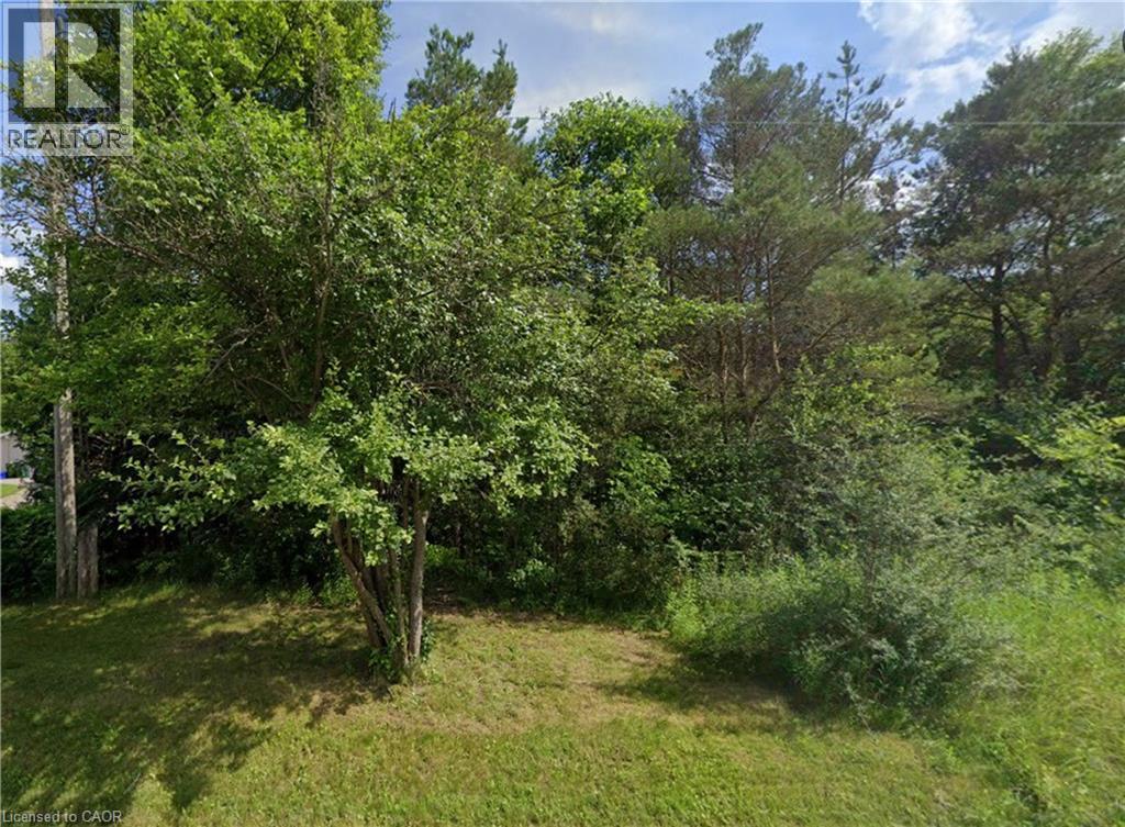 13 Cedar Ln, Mono, ON L9W 6Y2