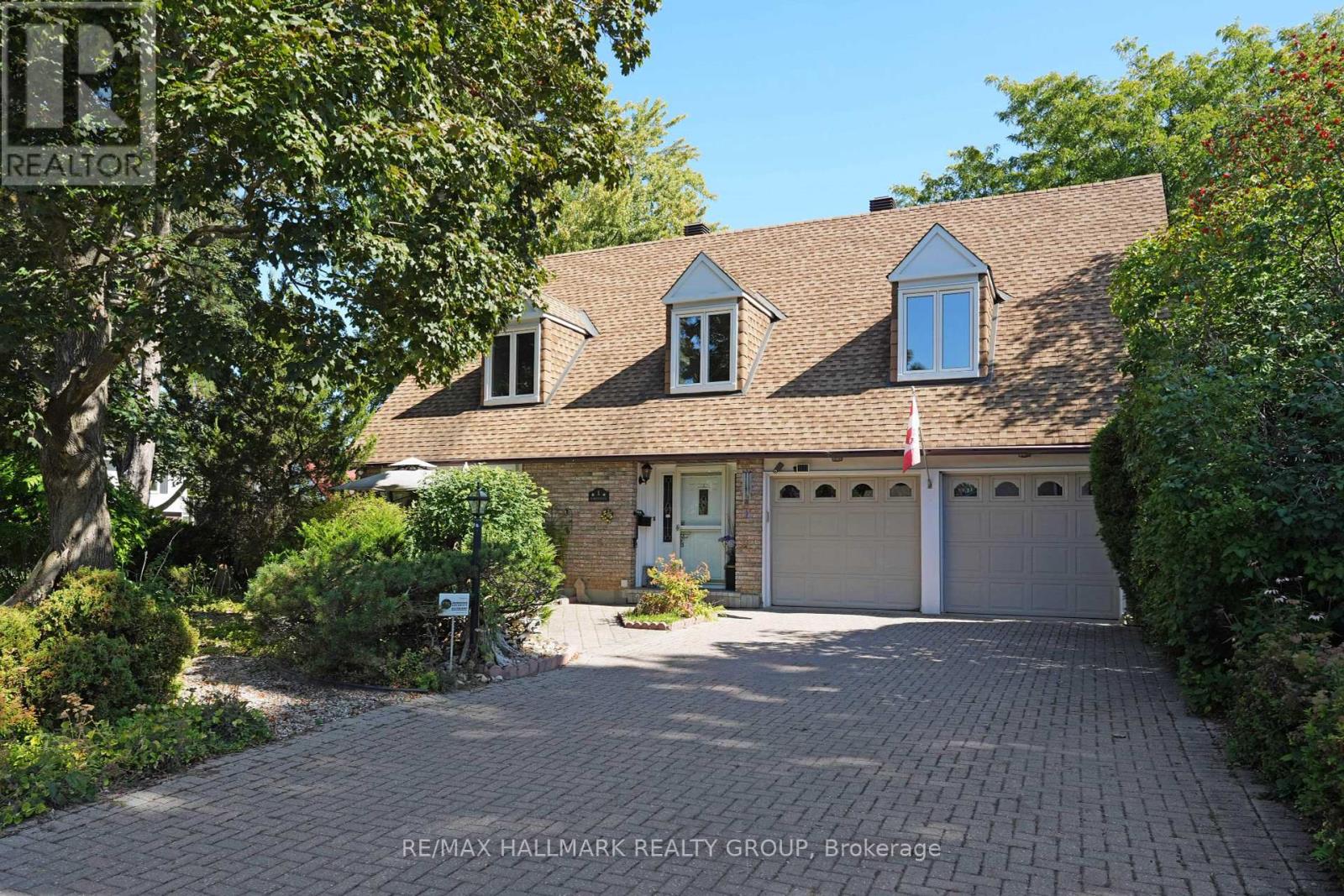 1 Northview Rd, Ottawa, ON K2E 6A6