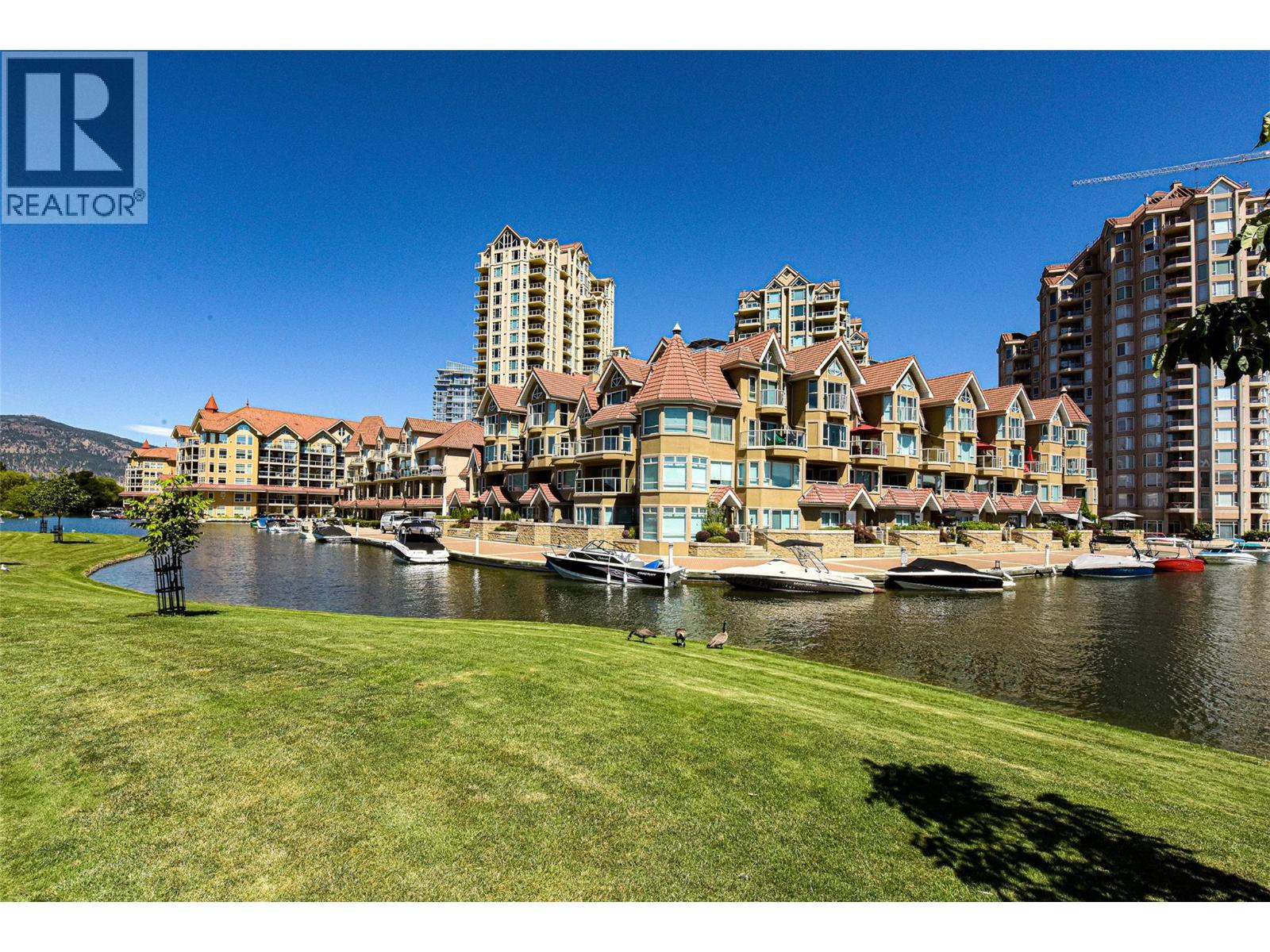 1152 Sunset Drive Unit 606, Kelowna, BC V1Y 9R7